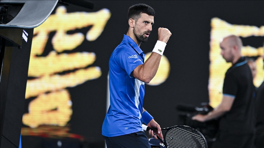 Kortların "efendisi" Novak Djokovic
