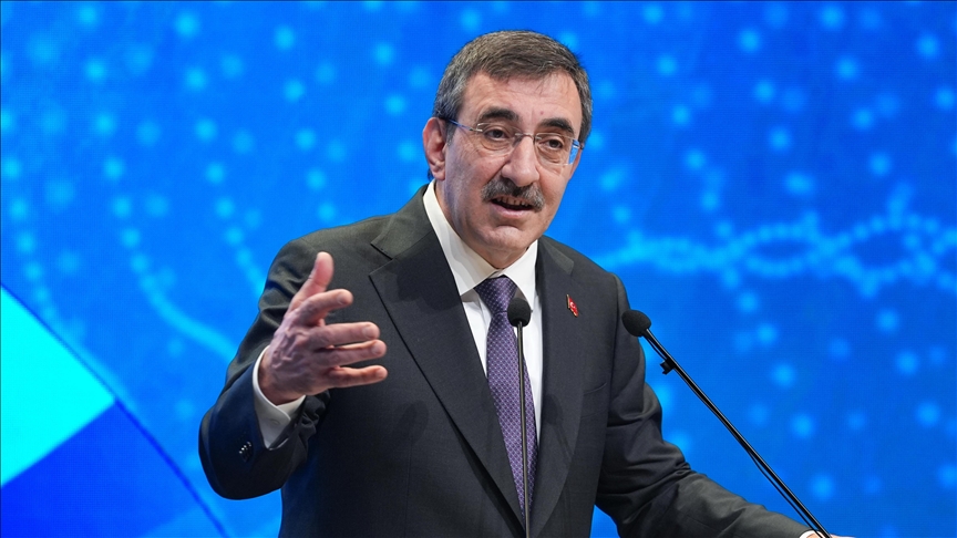 Cumhurbaşkanı Yardımcısı Yılmaz: Zorlu küresel ve bölgesel şartlara rağmen ihracatımız artıyor