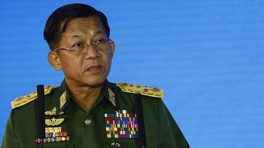 Myanmar junta chief Hlaing meets with Bangladeshi interim leader Yunus