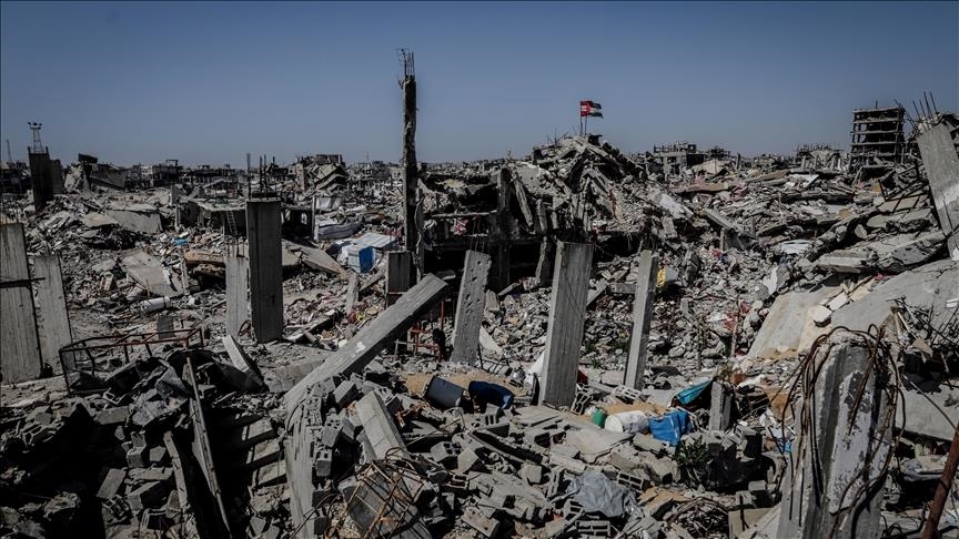 غزة.. مقتل 22 فلسطينيا بقصف إسرائيلي متفرق ونسف مبان برفح 