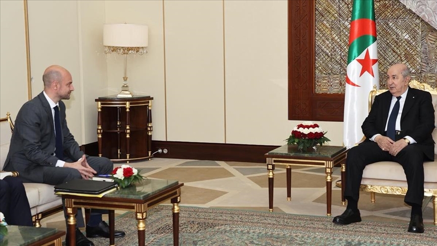 French foreign minister visits Algeria after months of political tension French foreign minister visits Algeria after months of political tension