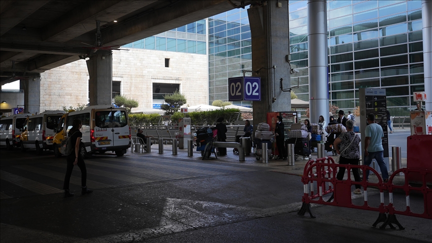 Israel denies entry of 2 British MPs Israel denies entry of 2 British MPs