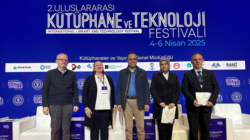 "2. Uluslararası Kütüphane ve Teknoloji Festivali"nde okuma kültürü ele alındı