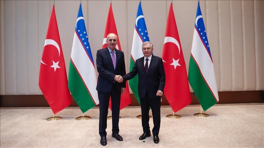 Спикер парламента Турции Куртулмуш встретился с президентом Узбекистана