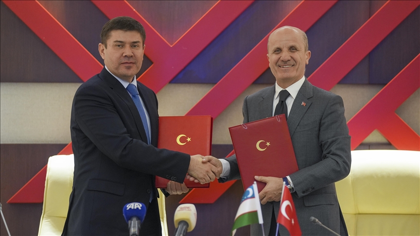 Türkiye ile Özbekistan işbirliğinde Uluslararası Türk Devletleri Üniversitesi faaliyete geçti