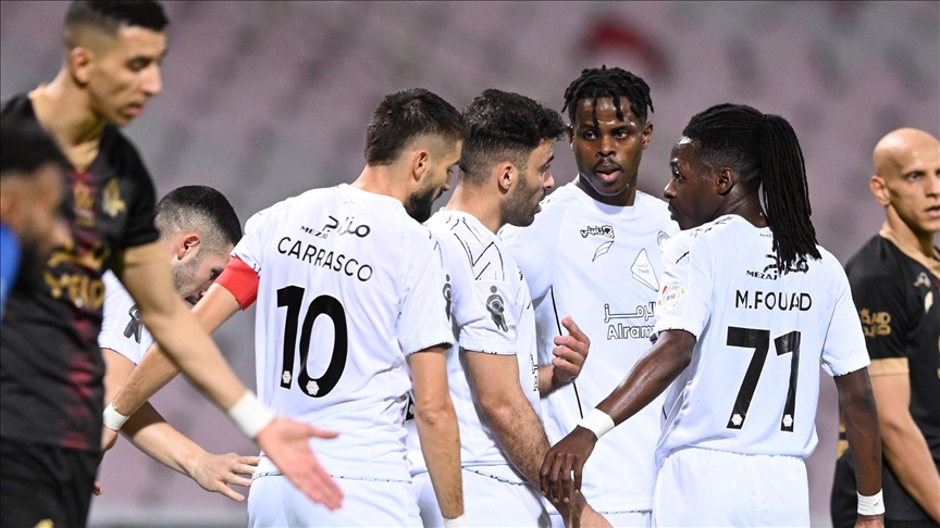 قدم.. الشباب يستعيد توازنه في الدوري السعودي بعد خروجه من الكأس