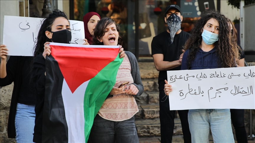 Israeli, Palestinian students protest at Hebrew University to demand end to Gaza war