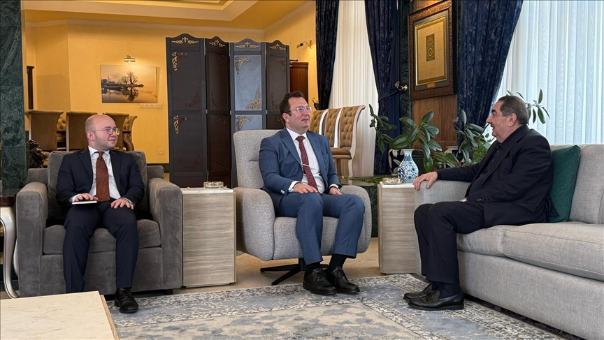 أربيل.. القنصل التركي يعقد مباحثات مع هوشيار زيباري