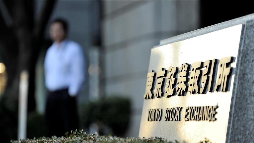 Asian stocks recover following steep decline