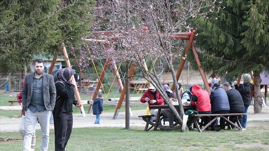 Bolu'nun doğal güzellikleri, bayram tatilinde 56 bin 871 kişiyi ağırladı