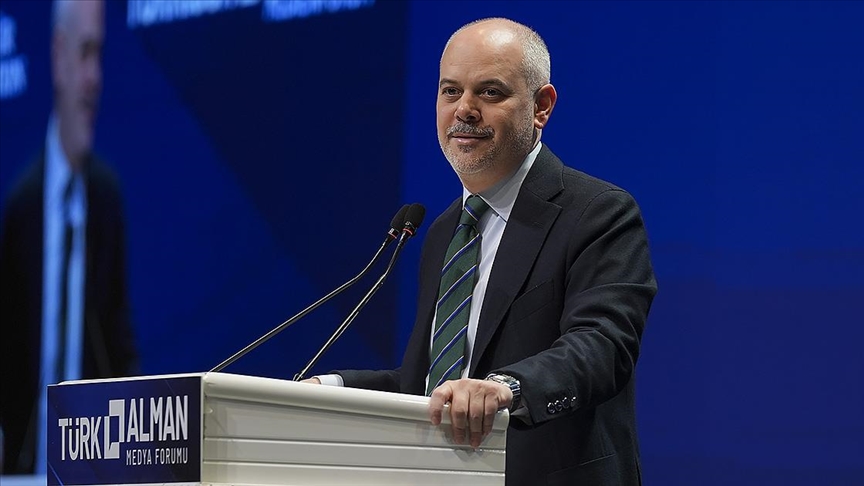 Cumhurbaşkanı Başdanışmanı Kılıç: Türkiye'yi sürekli ağır eleştiren medya organlarının birçoğu ikiyüzlü tutum sergiliyor