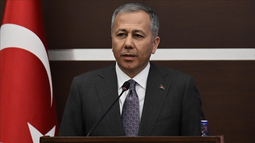 İçişleri Bakanı Yerlikaya: Karayolları Trafik Kanunu'nda değişiklik yapılamasına dair taslak üzerinde çalışıyoruz