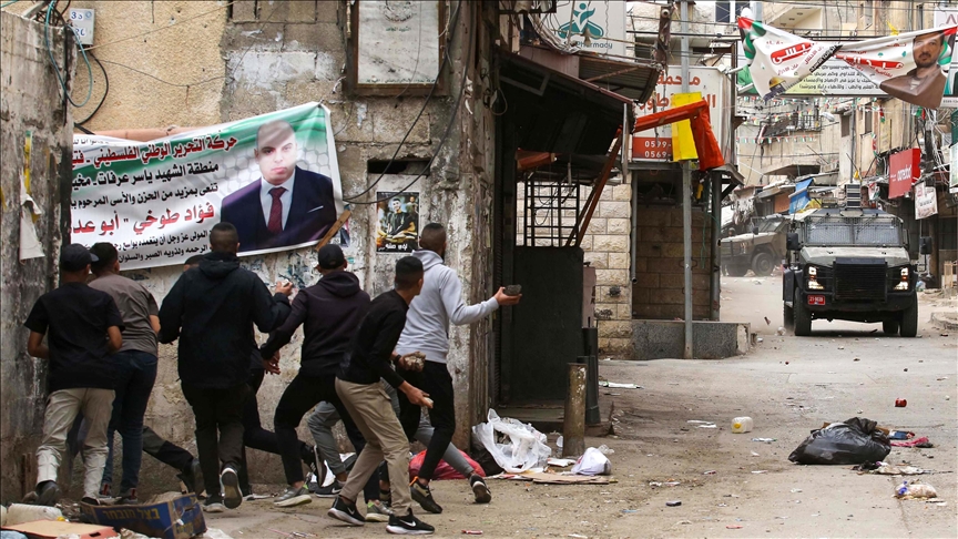 Israeli army wounds 14 Palestinians in raid on Balata refugee camp in West Bank