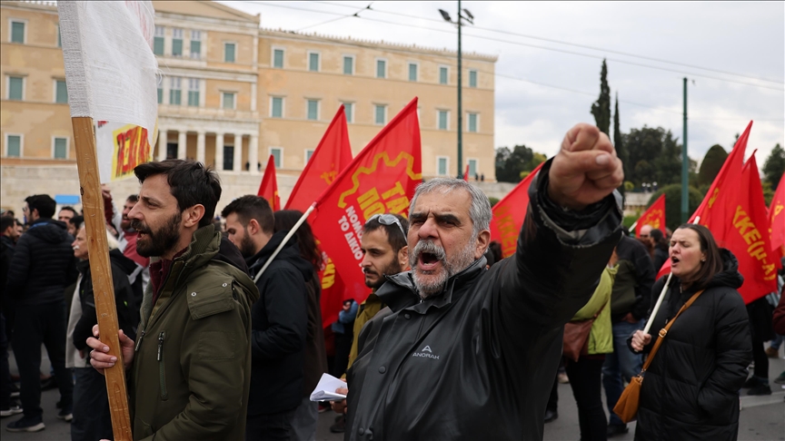 Генерален штрајк во Грција поради растечките трошоци за живот