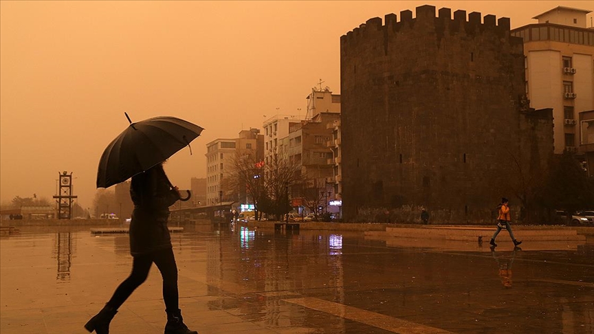 Meteorolojiden Güneydoğu için toz taşınımı uyarısı