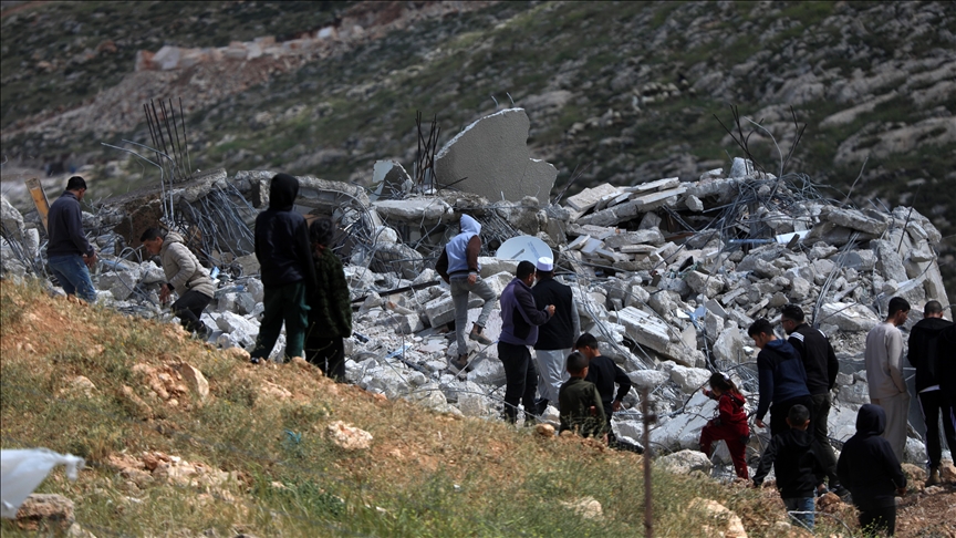 Israeli army demolishes 5 more Palestinian homes in occupied West Bank