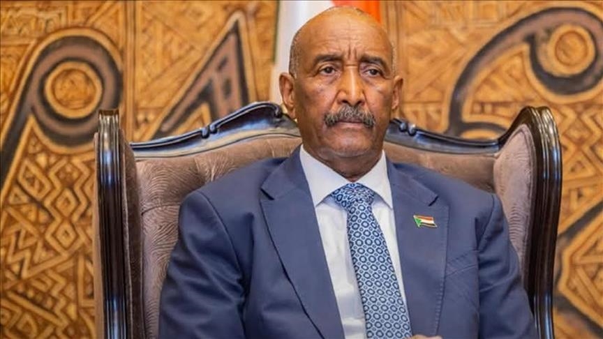 السودان.. البرهان يصل إريتريا في زيارة "مفاجئة"