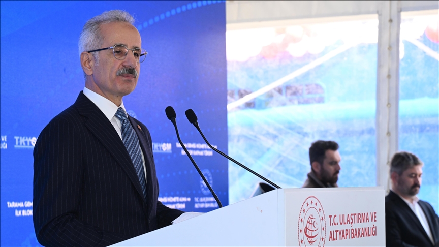 Türkiye aims to finalize Development Road Project with Iraq soon: Minister