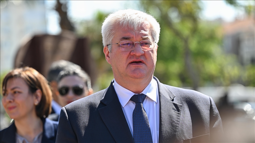 Top Ukrainian diplomat thanks Türkiye for opening doors to Ukrainian citizens
