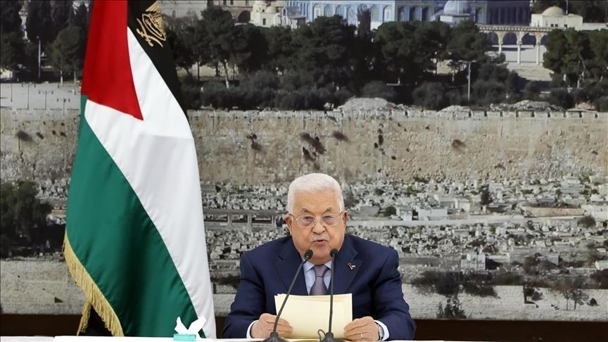 Mahmoud Abbes proclame l’étudiant tunisien Farès Khaled «martyr du drapeau palestinien»