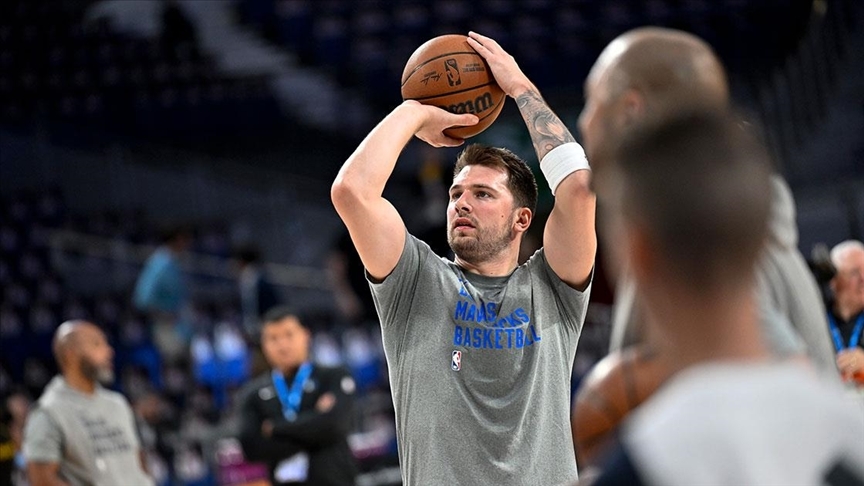Luka Doncic'in 45 sayısıyla Lakers, Mavericks'i 112-97 yendi