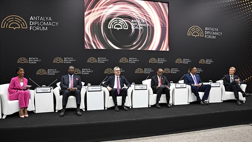 Antalya Diplomasi Forumu kapsamında "Afrika Boynuzu: Riskler ve Fırsatlar" paneli düzenlendi