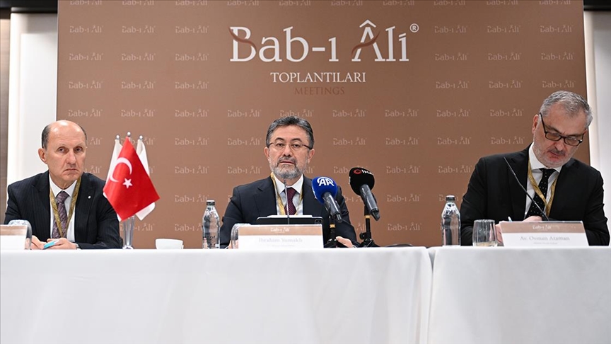 Bakan Yumaklı: "Ekonominin boykot çağrılarına kurban edilmesi doğru değil"