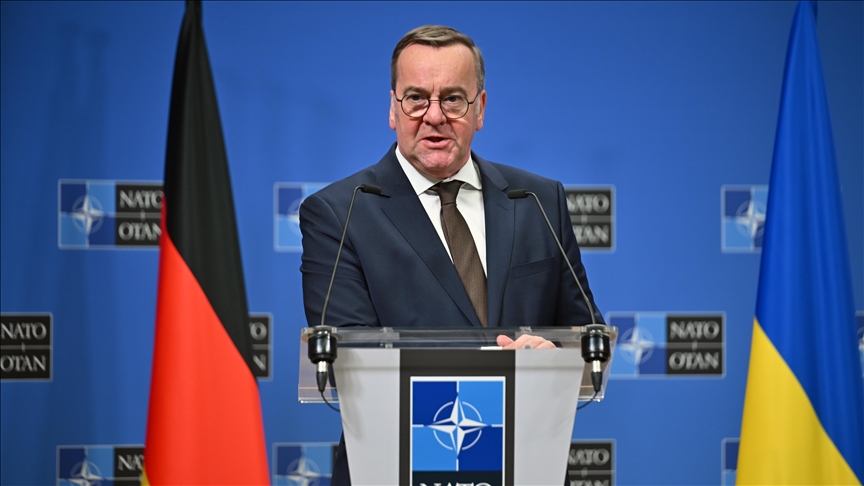 Министр обороны ФРГ призвал Европу нарастить военную поддержку Киеву