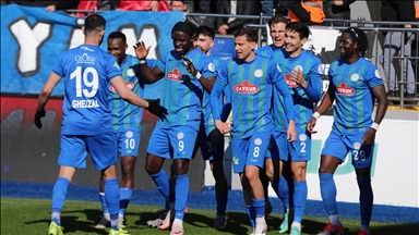 Çaykur Rizespor, küme düşme hattından uzaklaşmak istiyor