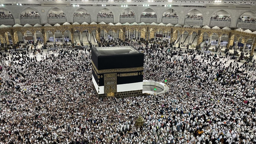 لمنع الحج المخالف.. مكة مغلقة أمام حملة التأشيرات بدءا من 29 أبريل