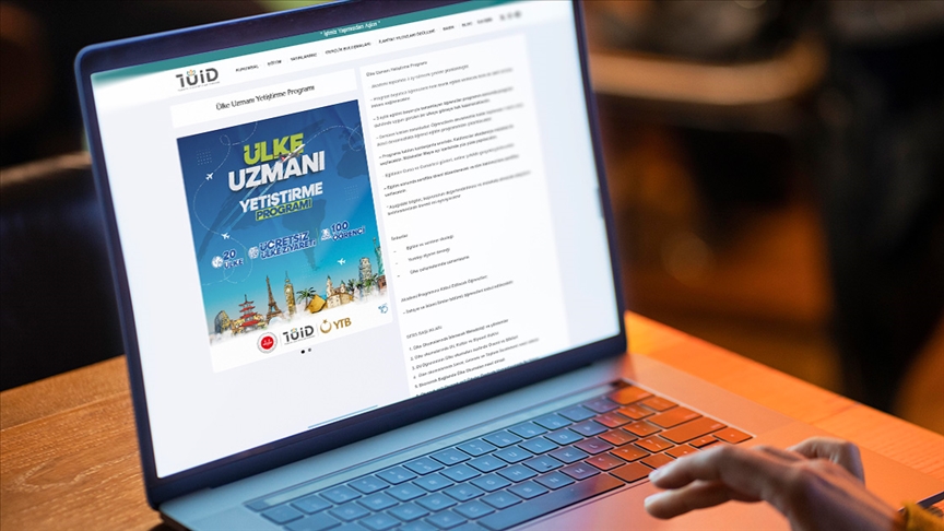 İlahiyat öğrencileri "Ülke Uzmanı Yetiştirme Programı"yla yurt dışına gönderilecek