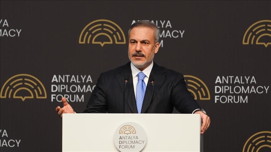 Фидан: Во тек се подготвителни активности за средба меѓу турскиот и американскиот претседател