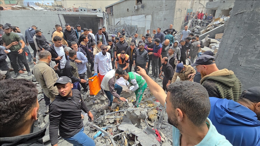 At least 14 Palestinians killed as Israeli jets launch fresh airstrikes in Gaza