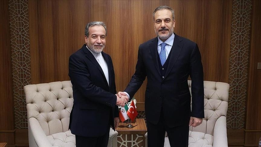 فيدان يتناول مع عراقجي محادثات طهران وواشنطن حول الملف النووي