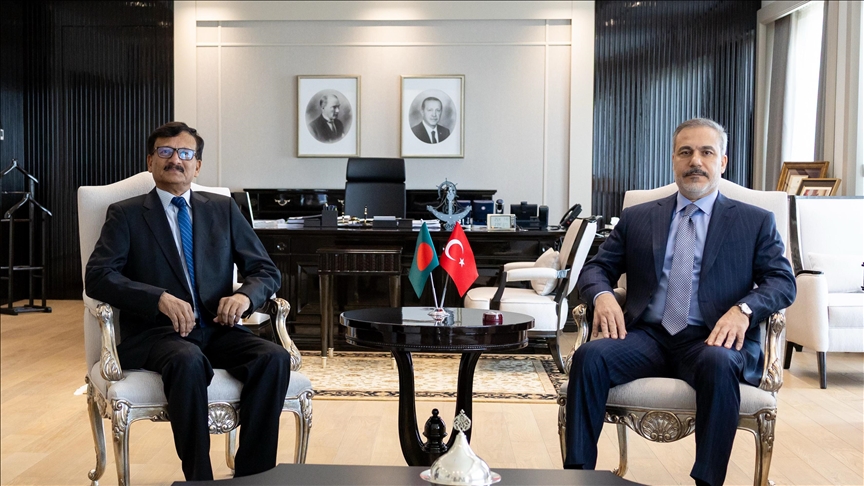 Turkish foreign minister meets Bangladesh foreign affairs adviser
