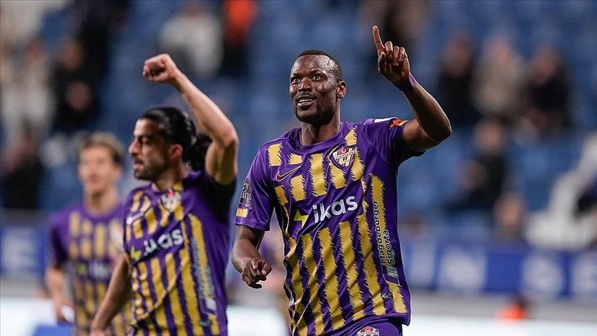 قدم.. أيوب سبور يقسو على أضنة بسداسية نظيفة في الدوري التركي