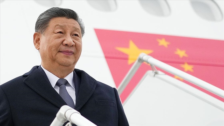 Çin Devlet Başkanı Şi, ABD ile ticari gerilimin arttığı dönemde Vietnam'ı ziyaret ediyor