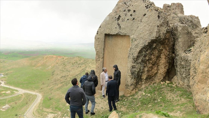 Palu Kalesi’nde arkeolojik kazı için hazırlıklar başladı