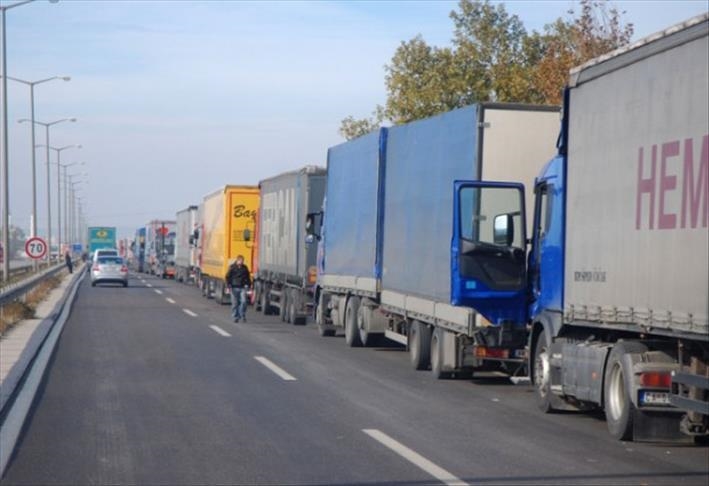 تونس وليبيا تبحثان تسهيل عبور البضائع والأشخاص بينهما