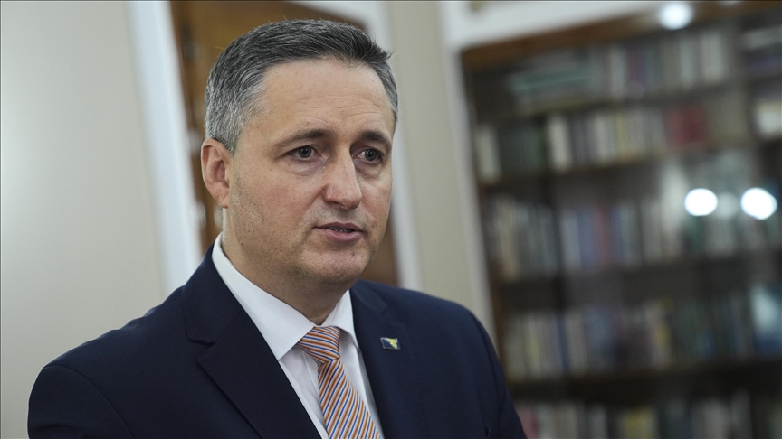 Bećirović u Briselu pozvao na dugoročno prisustvo NATO snaga u BiH