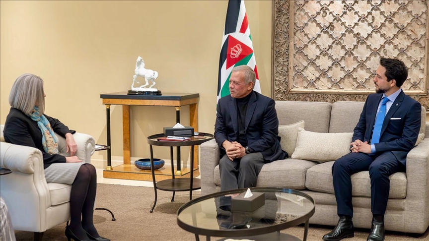 ملك الأردن يبحث مع سيناتور أمريكية جهود وقف الإبادة الإسرائيلية بغزة