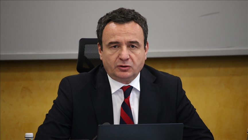 Kosovë, Kurti jep dorëheqjen nga posti i kryeministrit