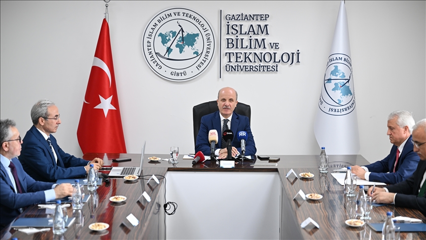 YÖK Başkanı Özvar: Gazze'deki dramı eleştirdiği için üniversitesinden atılan öğretim elemanlarına kapılarımız açıktır