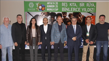 Futbolun geleceği Antalya'da buluşuyor