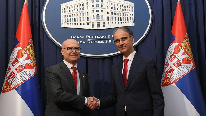 Ѓуро Мацут ја презеде функцијата премиер на Србија