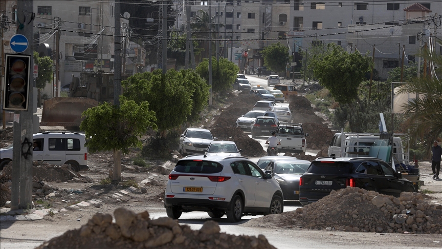 Elderly Palestinian injured by gunfire from illegal Israeli settlers in West Bank