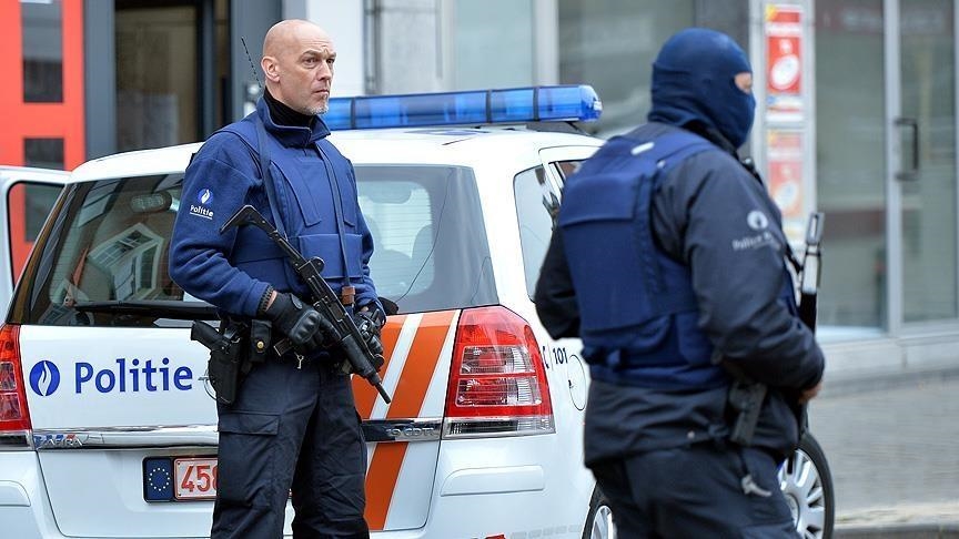 Overnight shooting in Brussels leaves 2 injured, with 1 in critical condition