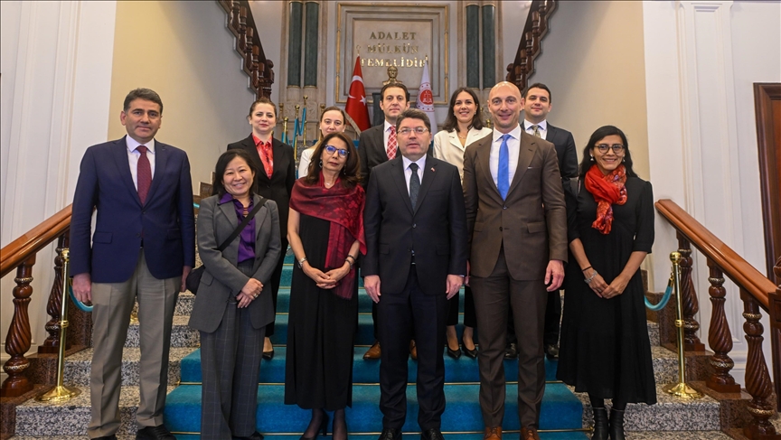 Adalet Bakanı Tunç, BM Genel Sekreteri Çocuklara Karşı Şiddet Özel Temsilcisi M'jid ile görüştü