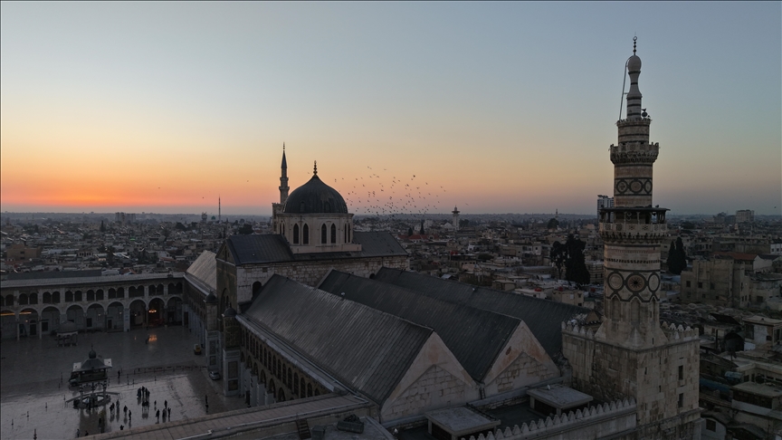 US warns of 'potential imminent attacks' in Syria, urges citizens to avoid travel