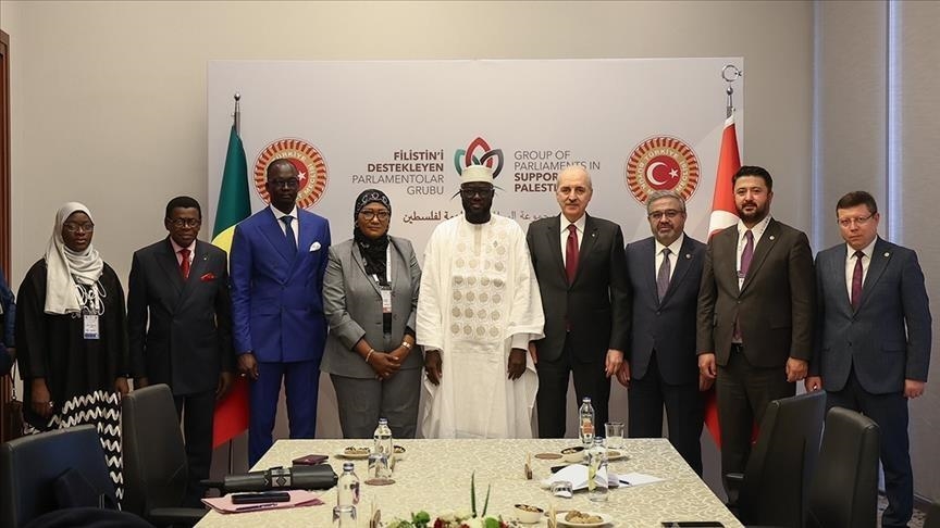 Le président du Parlement turc reçoit son homologue sénégalais Malick Ndiaye